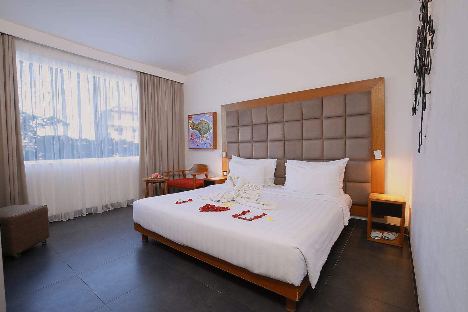 Hotel The 1O1 Bali Fontana Seminyak Legian Esterno foto