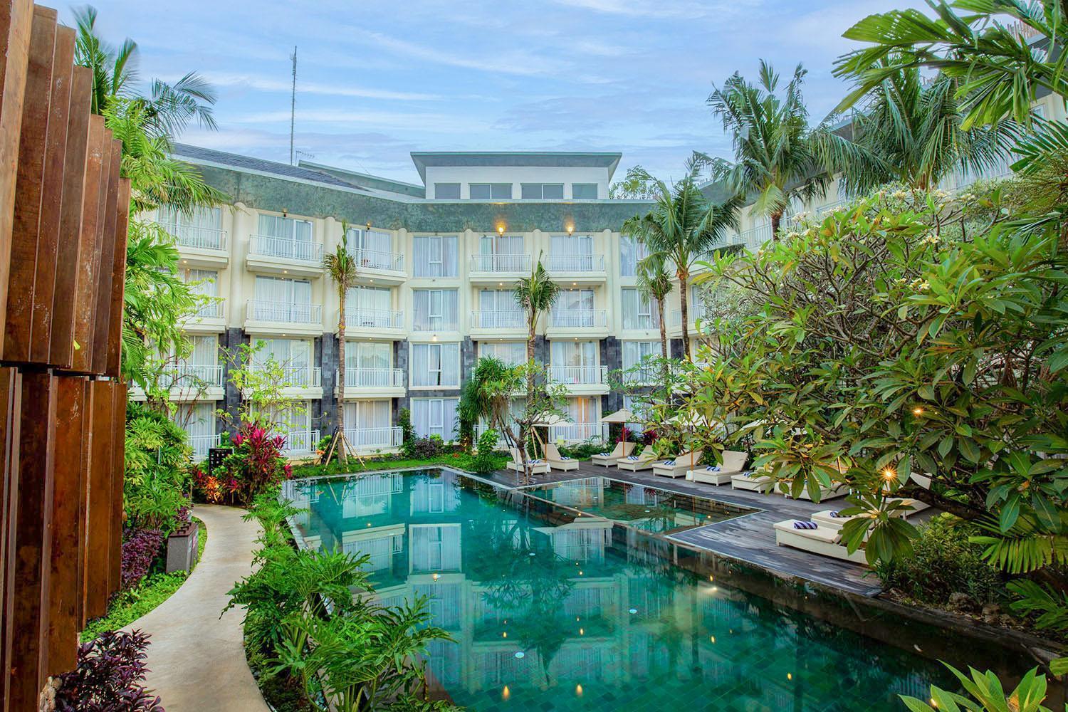 Hotel The 1O1 Bali Fontana Seminyak Legian Esterno foto