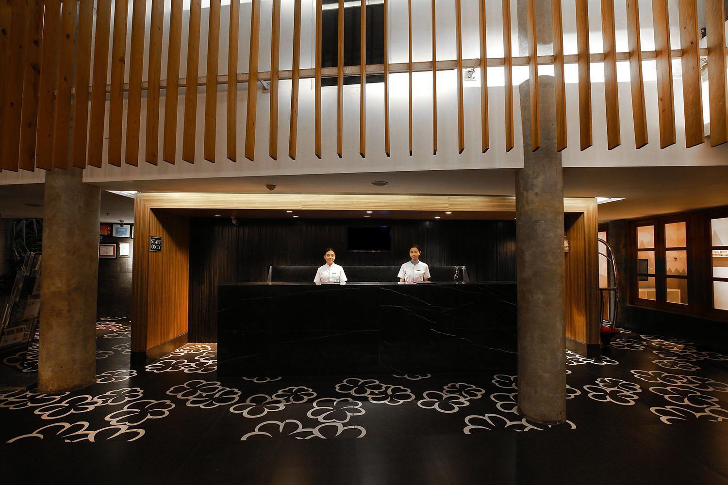 Hotel The 1O1 Bali Fontana Seminyak Legian Esterno foto