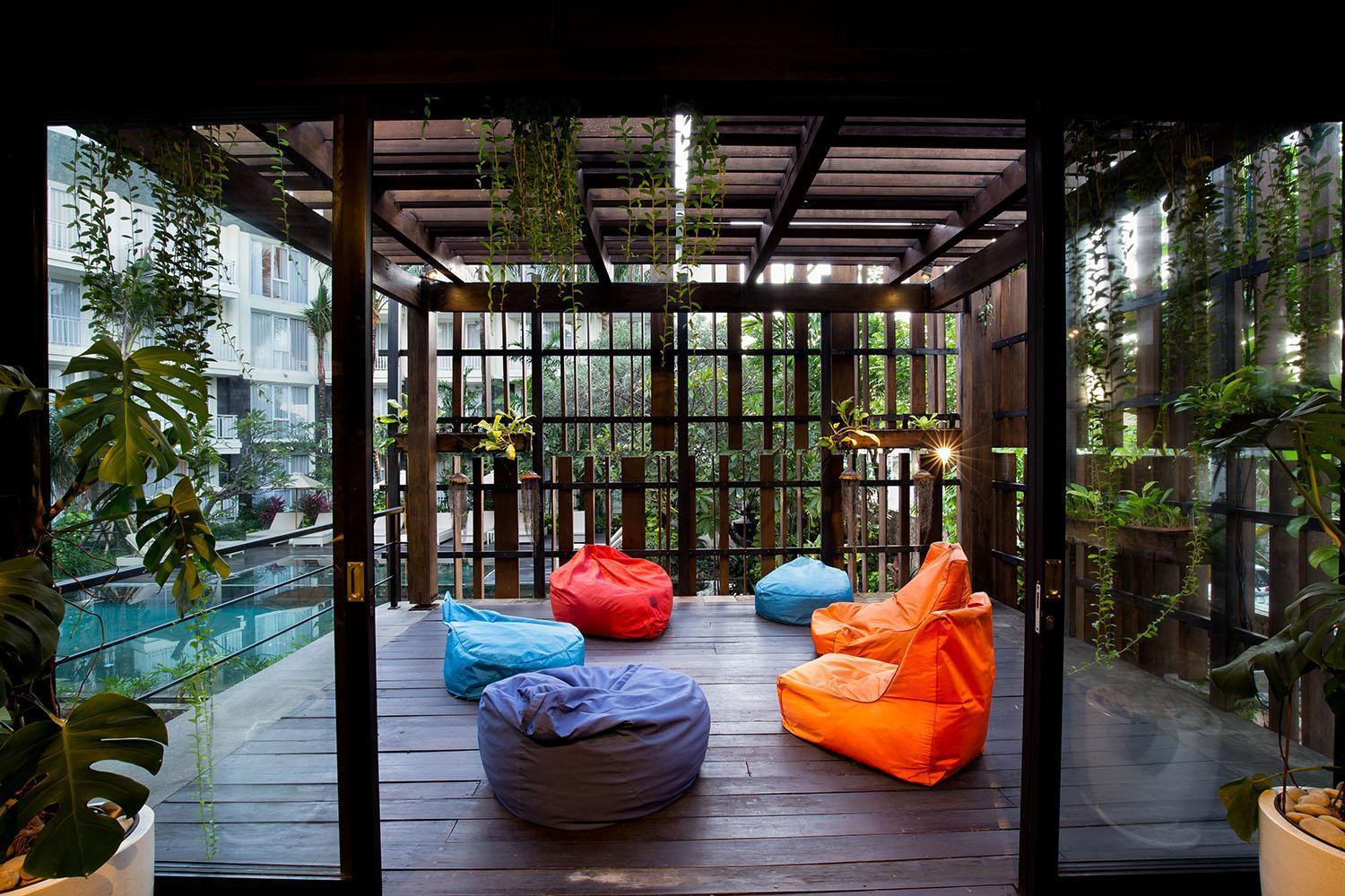 Hotel The 1O1 Bali Fontana Seminyak Legian Esterno foto